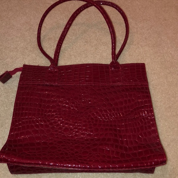 Handbag - Picture 2 of 3